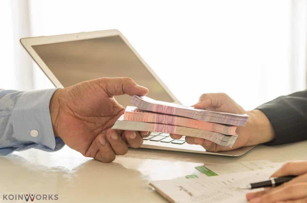 Perbedaan Antara Pinjaman Kredit Tanpa Agunan Dan Konvensional