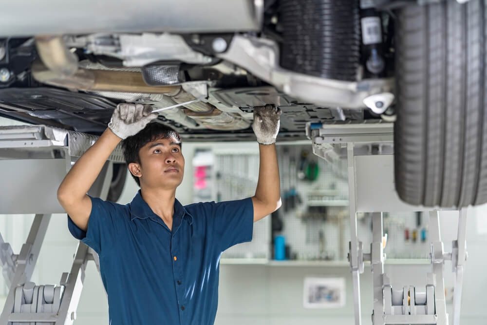 Mengapa Kendaraan Harus Diservice Secara Rutin untuk Keamanan dan Performa